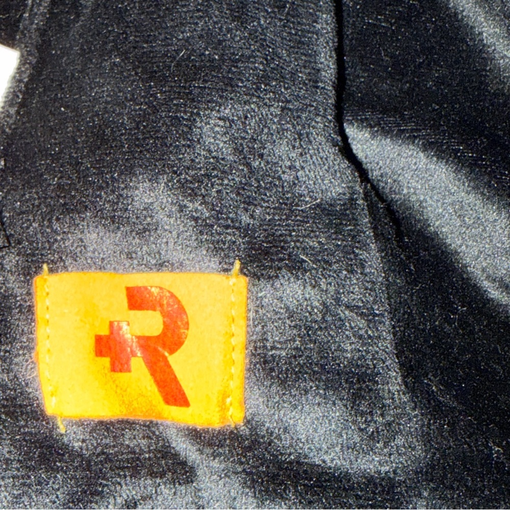 Resolute Cozy Faux Fur Bear ears & Pom-Pom Hat - Picture 5 of 5